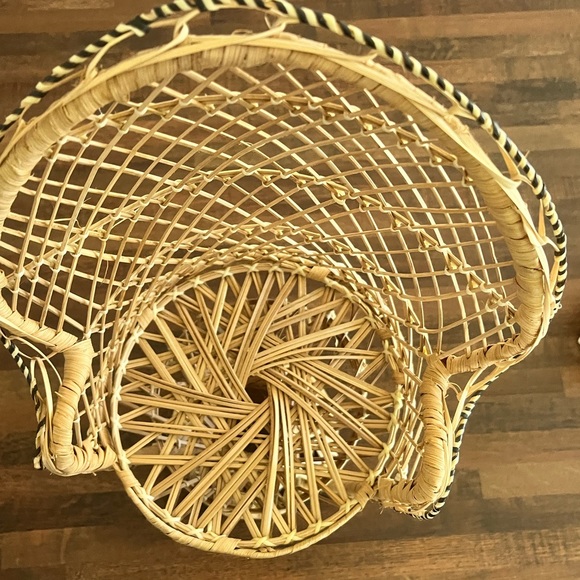 Peacock chair - Picture 4 of 7